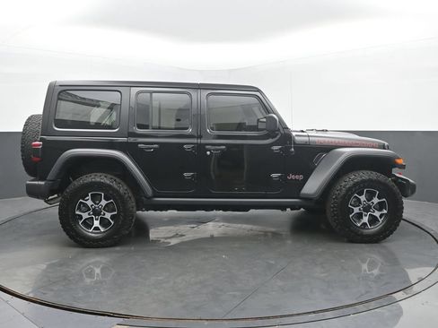 Used 2022 Jeep Wrangler Unlimited Rubicon w/ LED Lighting Group AWD/4WD image 6