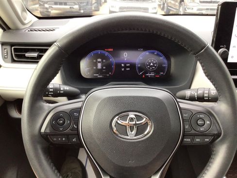 Used 2024 Toyota RAV4 Limited FWD image 19