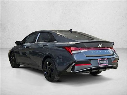 New 2026 Hyundai Elantra SEL Sport FWD image 8
