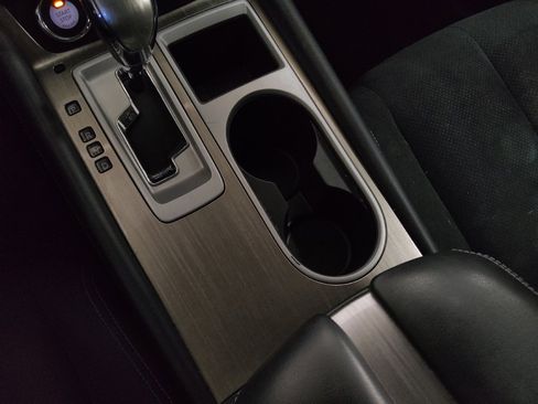 Used 2018 Nissan Murano SV image 26