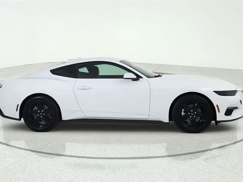 Used 2026 Ford Mustang Premium RWD image 4