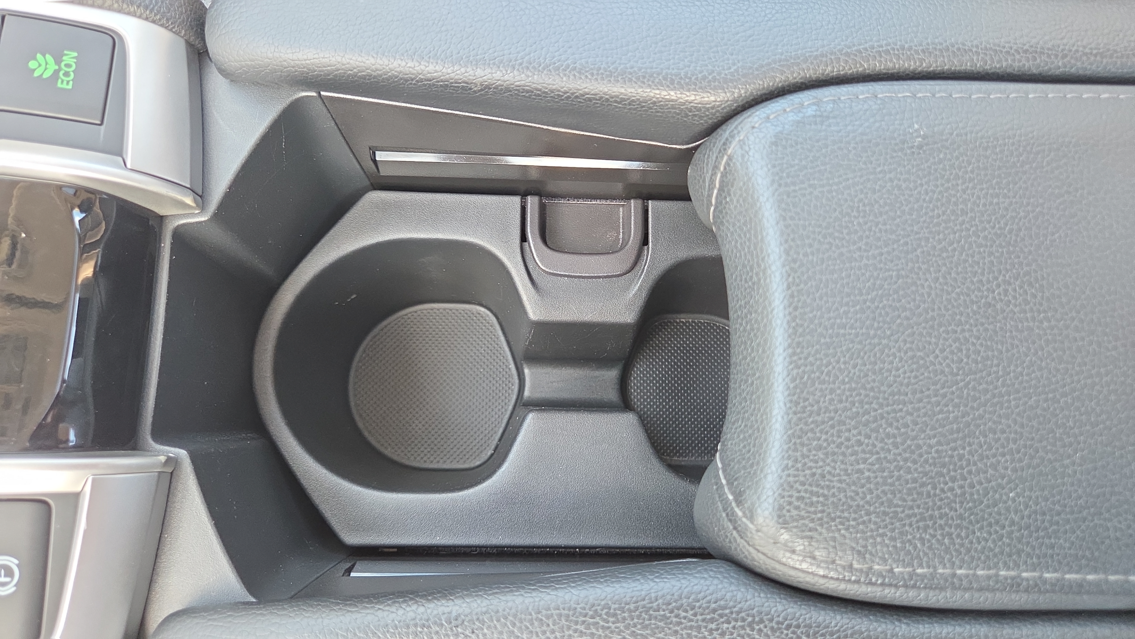 Used 2016 Honda Civic Touring image 32