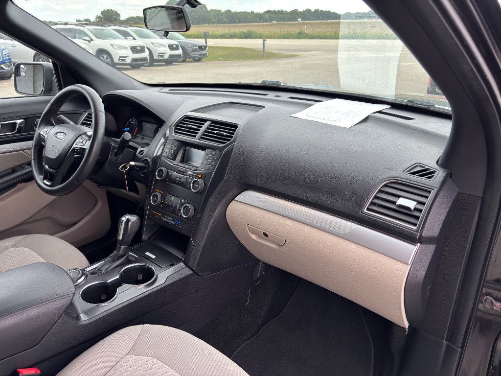 Used 2019 Ford Explorer 4WD image 25