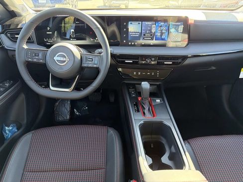 New 2026 Nissan Kicks SR FWD image 15