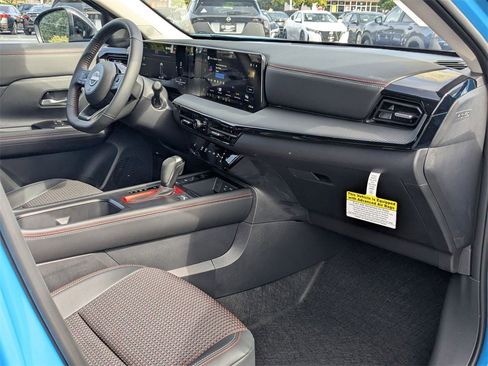 New 2026 Nissan Kicks SR w/ Cold Weather Package image 22