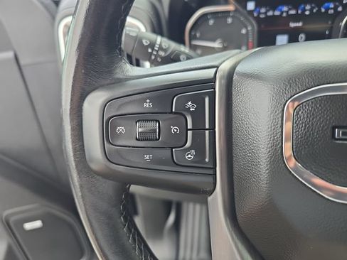 Certified 2022 GMC Sierra 2500 Denali w/ Denali Black Diamond Edition AWD/4WD image 25