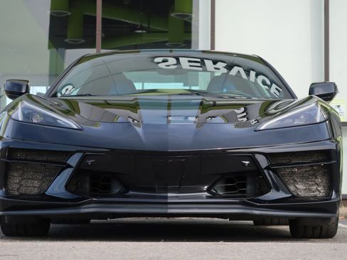 Used 2021 Chevrolet Corvette Stingray Premium Conv w/ Z51 Performance Package image 3
