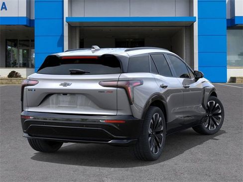 New 2025 Chevrolet Blazer EV RS image 4