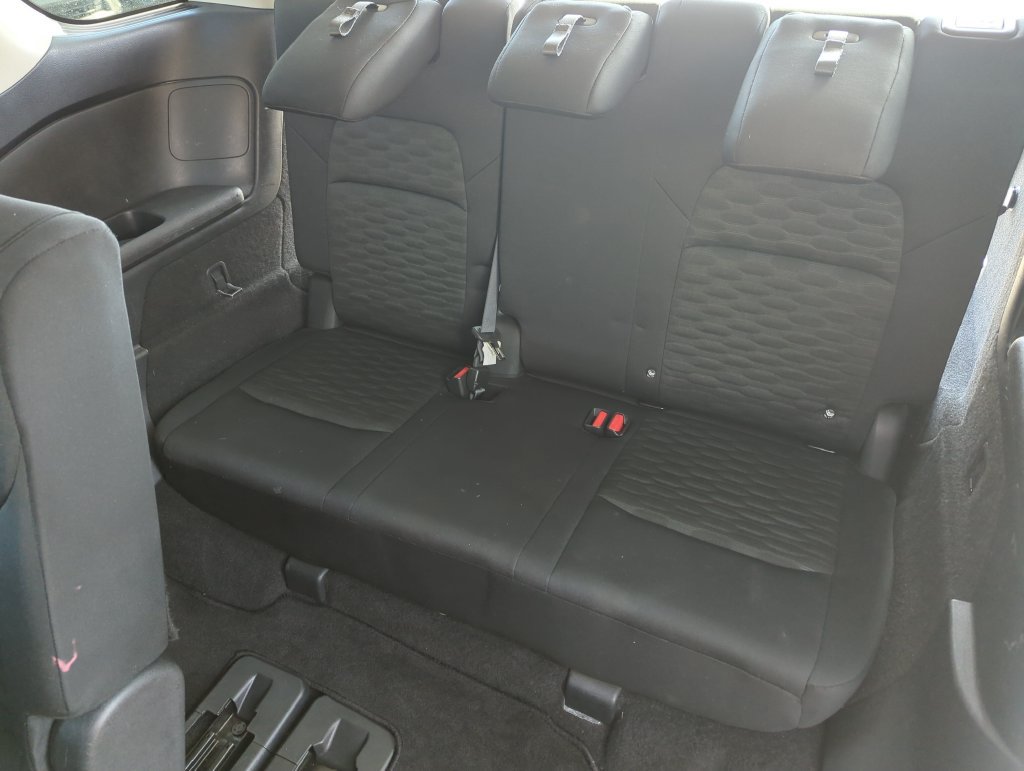 Used 2022 Nissan Pathfinder SV AWD/4WD image 29