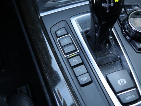 Used 2015 BMW X5 xDrive50i image 27