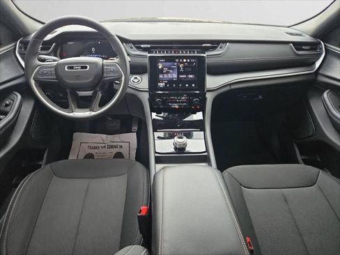 Certified 2025 Jeep Grand Cherokee L Laredo w/ Luxury Tech Group I RWD image 10