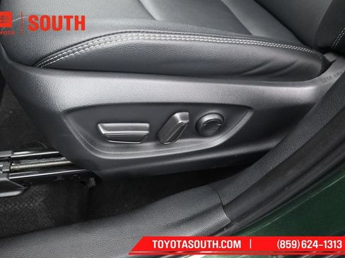 Used 2026 Toyota Corolla Cross XLE AWD/4WD image 23