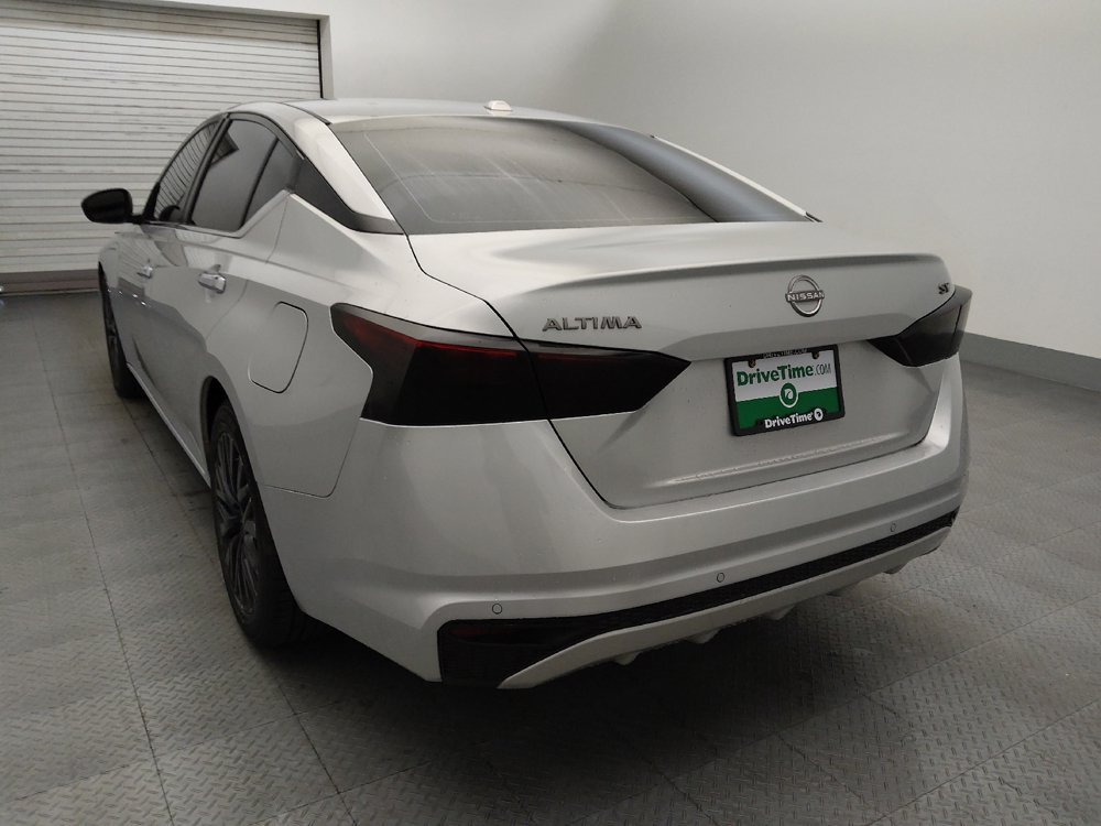Used 2024 Nissan Altima 2.5 SV FWD image 5