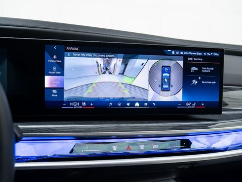 Used 2025 BMW 760i xDrive 760i xDrive w/ Executive Package image 26