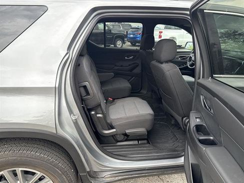 Used 2023 Chevrolet Traverse LT w/ LPO, Floor Liner Package AWD/4WD image 28