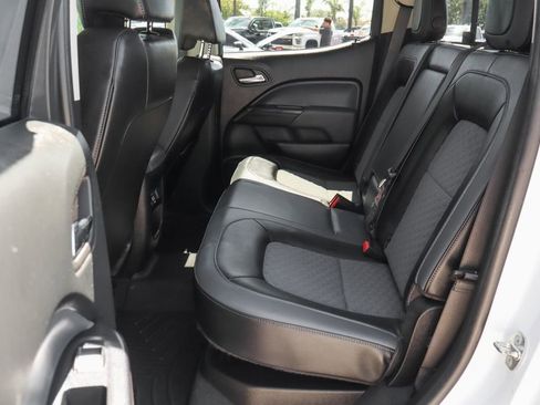 Used 2020 Chevrolet Colorado Z71 AWD/4WD image 46