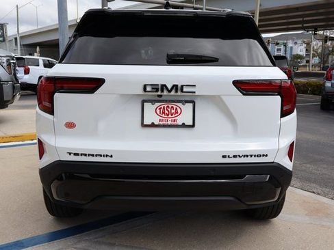 New 2026 GMC Terrain Elevation w/ Black Edition image 5