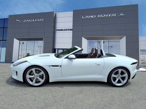 Used 2018 Jaguar F-TYPE Convertible RWD image 6