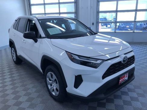 Used 2024 Toyota RAV4 LE image 29
