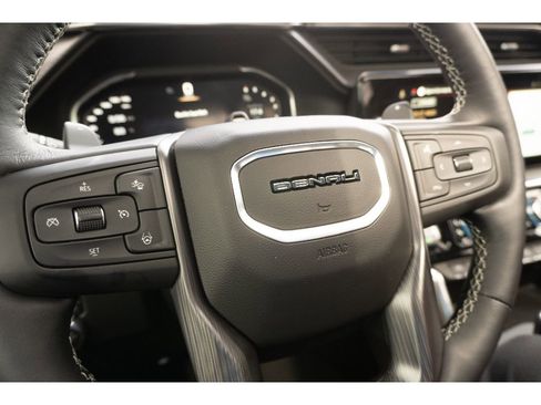 Used 2026 GMC Sierra 1500 Denali Ultimate AWD/4WD image 32