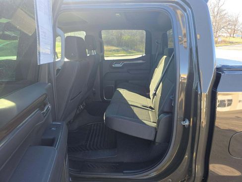 Used 2023 Chevrolet Silverado 1500 LT image 13