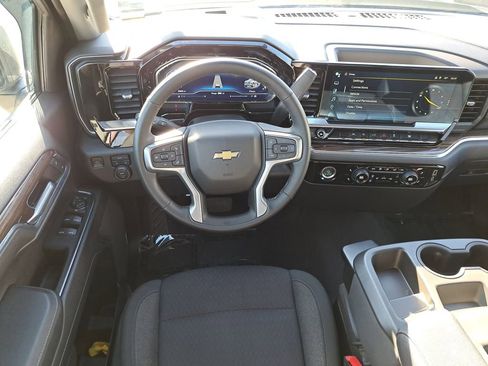 Used 2023 Chevrolet Silverado 1500 LT image 11