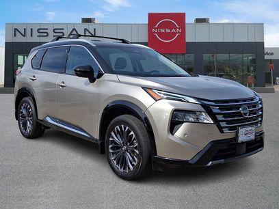 Certified 2025 Nissan Rogue Platinum w/ Platinum Premium Package