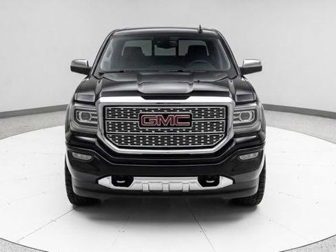 Used 2017 GMC Sierra 1500 Denali w/ Denali Ultimate Package AWD/4WD image 7