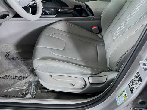 Certified 2026 Hyundai Elantra Sport FWD image 20