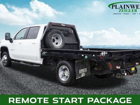 Used 2024 Chevrolet Silverado 3500 LT w/ Convenience Package image 2