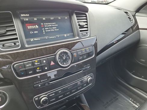Used 2016 Kia Cadenza image 29