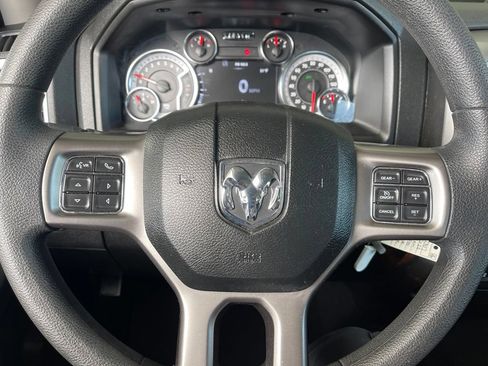 Used 2022 RAM 1500 Classic SLT w/ Electronics Group AWD/4WD image 23