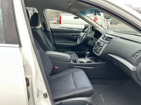 Used 2018 Nissan Altima 2.5 S image 11