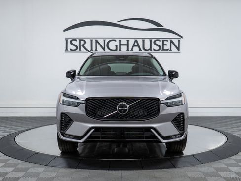 New 2026 Volvo XC60 B5 Plus w/ Protection Package Premier image 2
