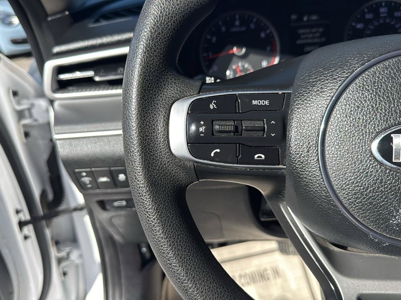 Used 2021 Kia K5 LXS FWD image 16