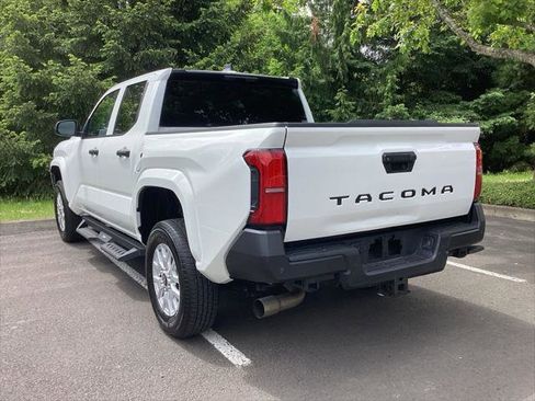 Certified 2024 Toyota Tacoma SR w/ SR Upgrade Package RWD image 9