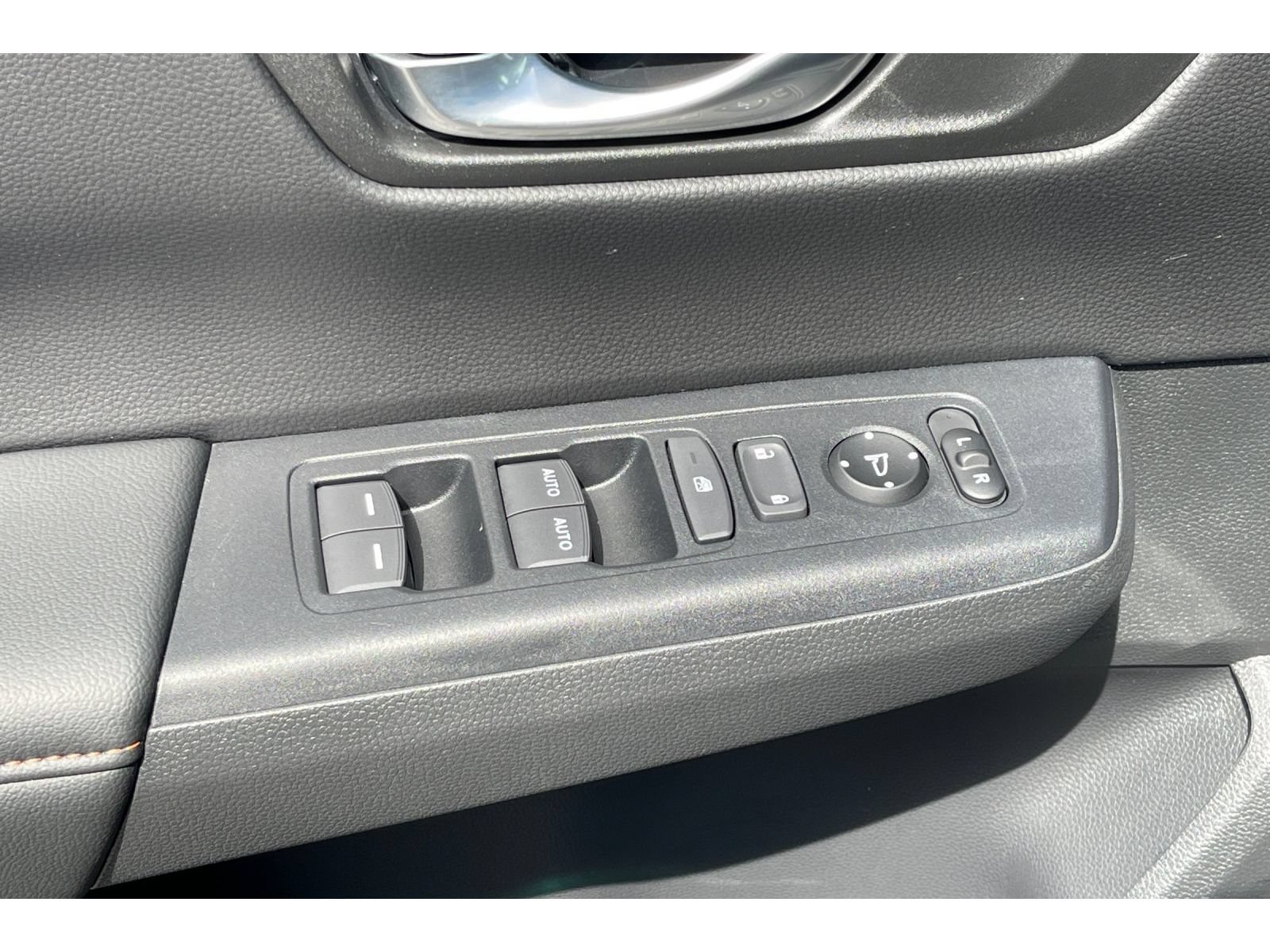 Certified 2026 Honda CR-V Sport image 12