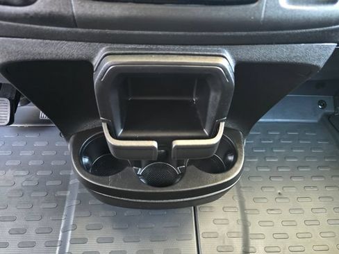 Used 2025 RAM ProMaster 2500 FWD image 16