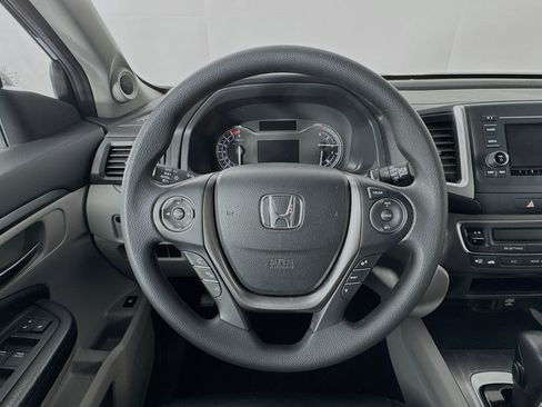 Certified 2017 Honda Pilot LX image 11