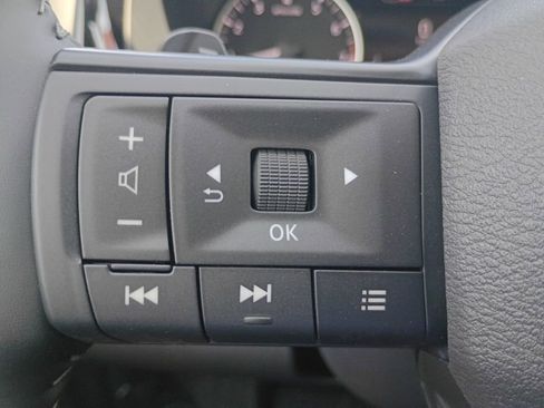 New 2026 Nissan Pathfinder SV image 11