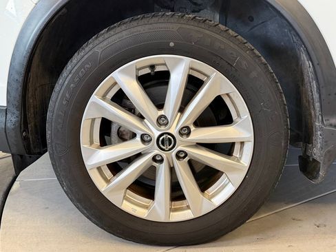 Used 2019 Nissan Rogue Sport S w/ Appearance Package image 24