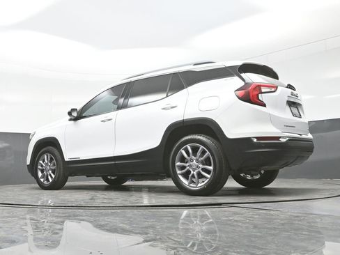 Used 2023 GMC Terrain SLT w/ Tech Package AWD/4WD image 31