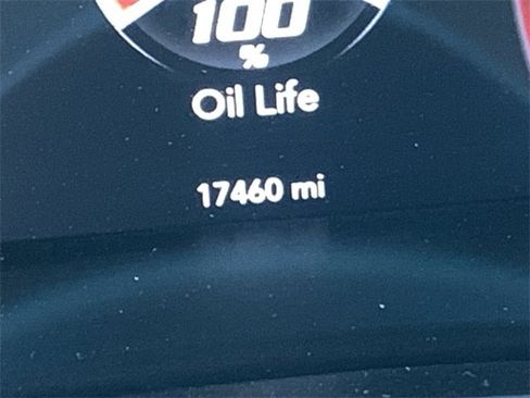 Used 2022 Dodge Challenger SRT Hellcat image 28