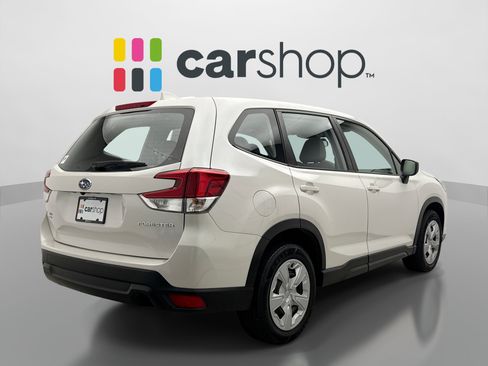 Used 2022 Subaru Forester AWD/4WD image 5