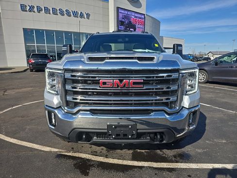 Used 2022 GMC Sierra 2500 SLE w/ SLE Value Package; image 2