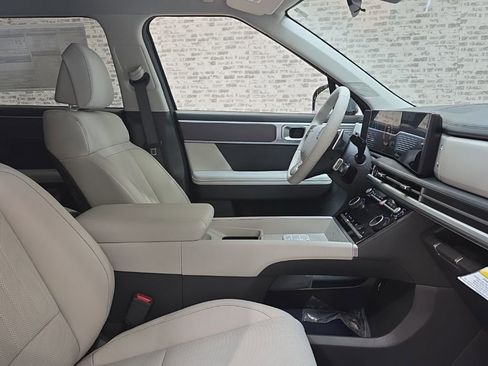 New 2026 Hyundai Santa Fe SEL FWD image 8