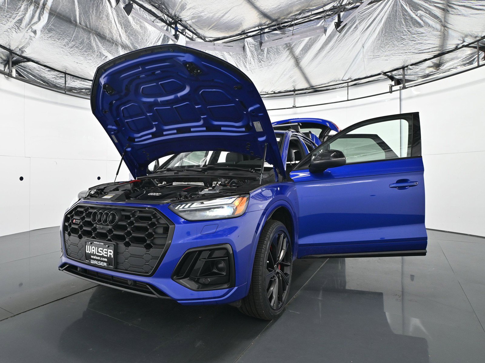 Used 2024 Audi SQ5 Prestige AWD/4WD image 37