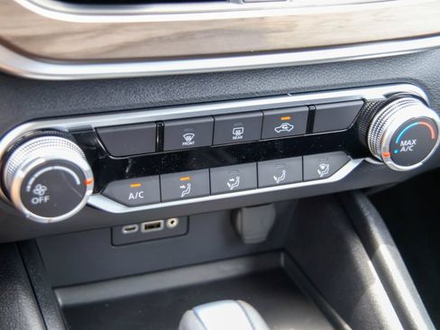 New 2026 Nissan Altima 2.5 SV FWD image 12