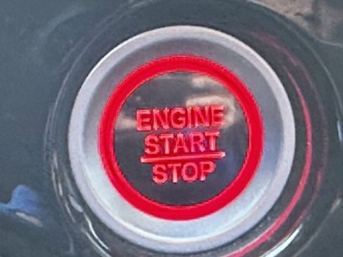 Used 2020 Honda Pilot Touring image 15