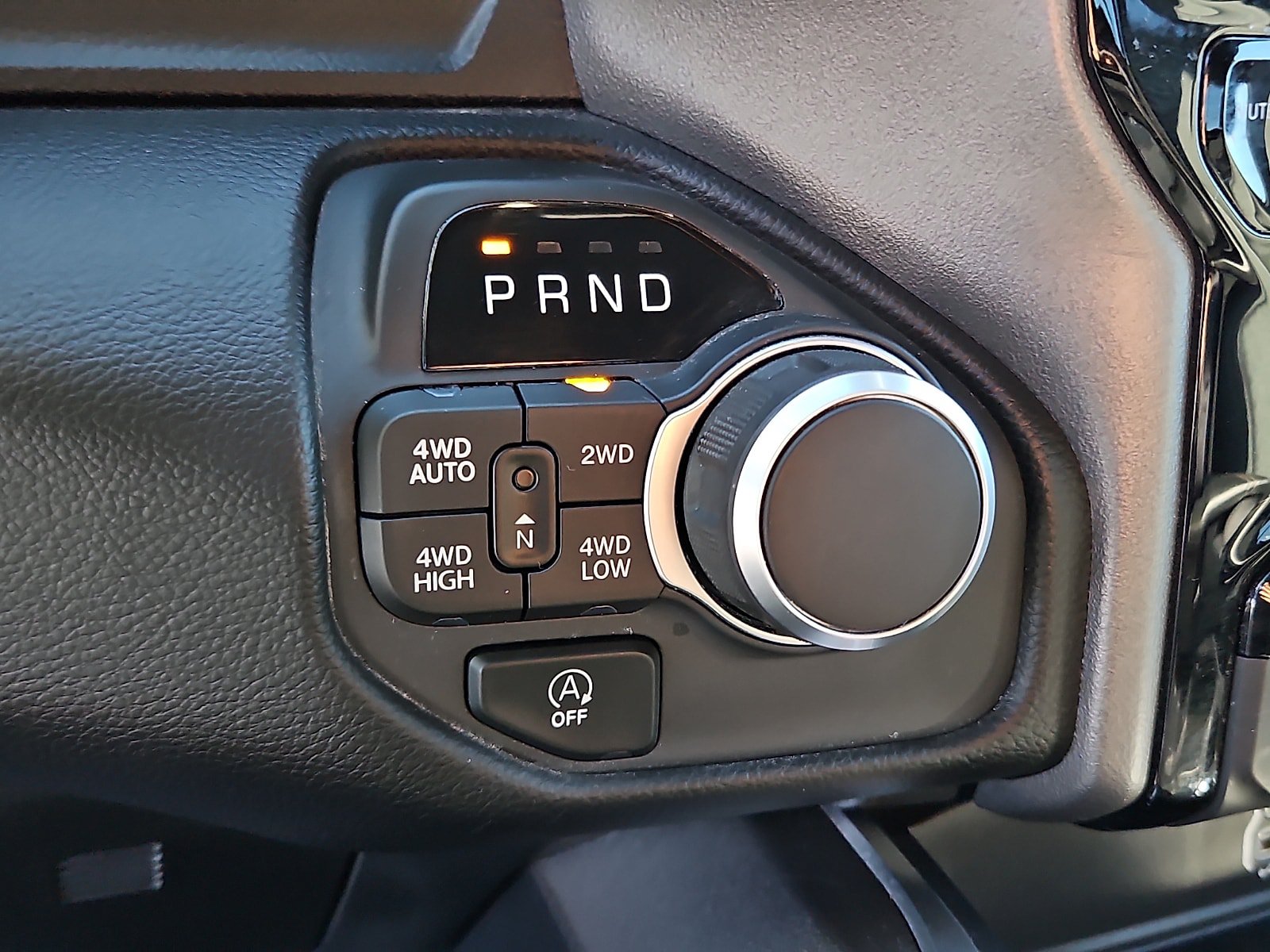 Certified 2025 RAM 1500 Big Horn AWD/4WD image 14